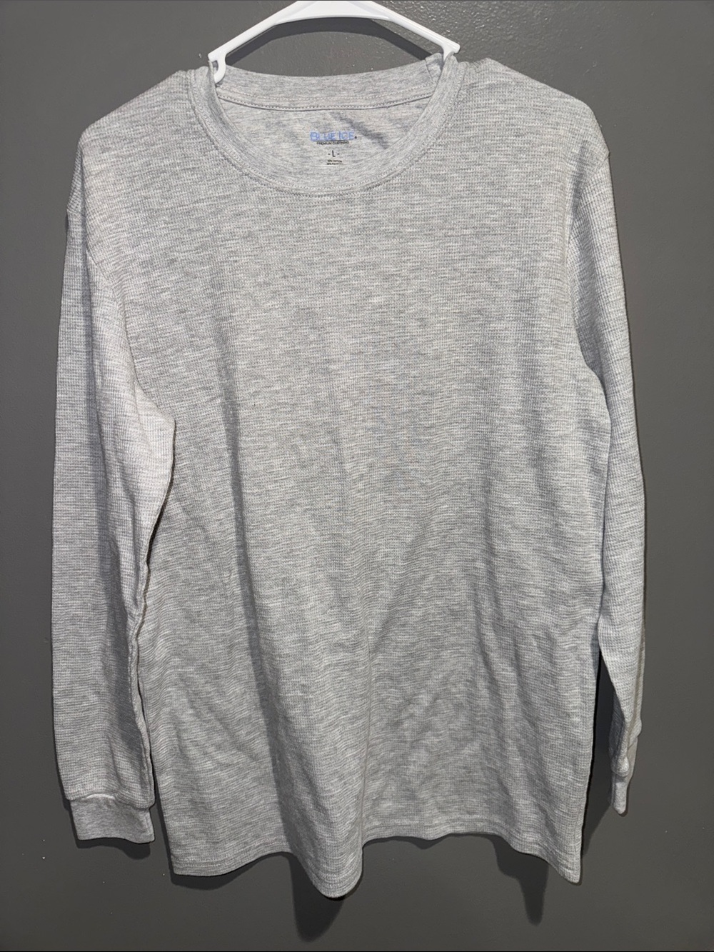 Men's Light Gray Long-Sleeve Thermal Crew Shirt